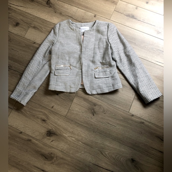 Katherine Barclays Montreal Black & White Stripped Blazer w/ 2 Pockets - Size L - Picture 3 of 6